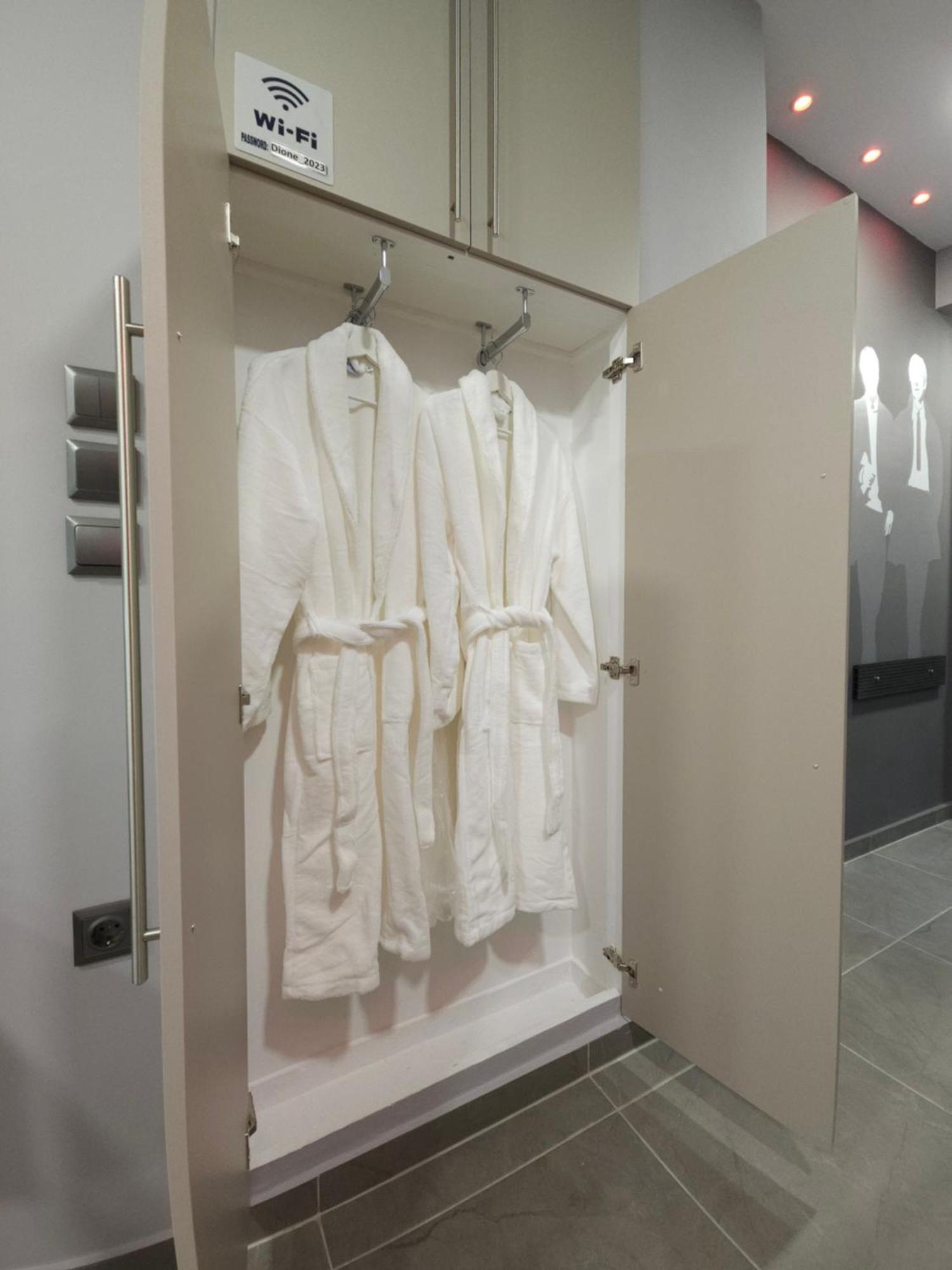 Dione Luxury Business Suite In The Heart Of Athens Exterior photo