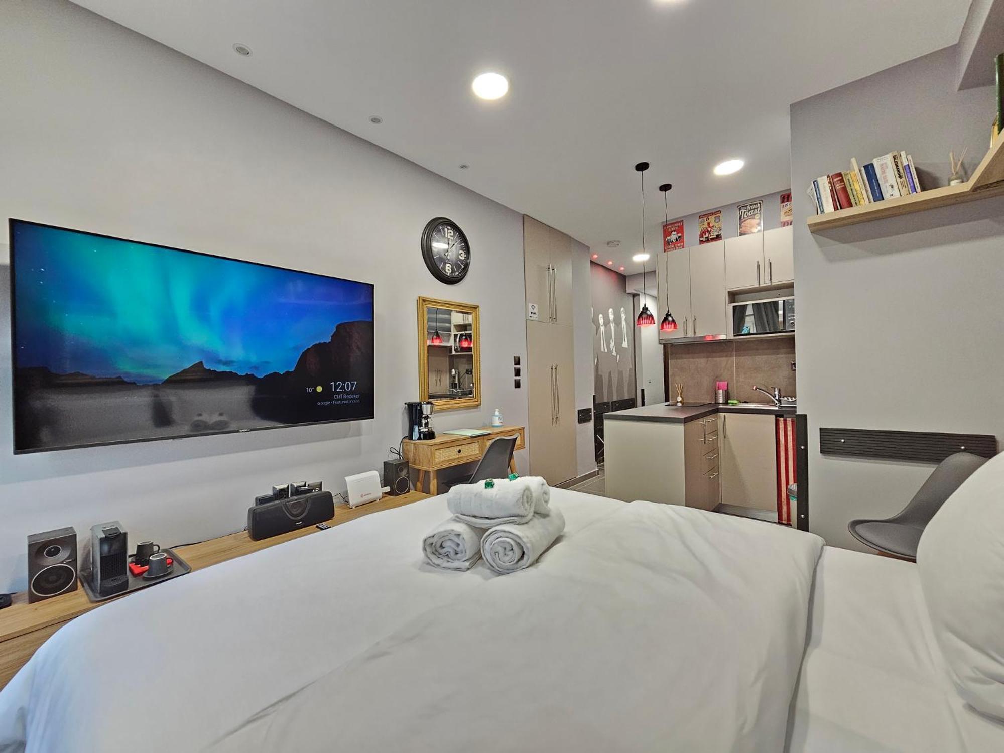 Dione Luxury Business Suite In The Heart Of Athens Exterior photo